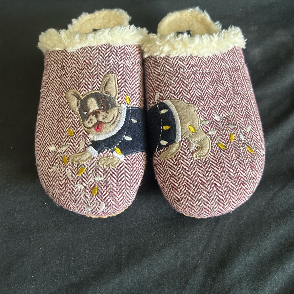 Lands' End Cream and Red Cozy Slippers